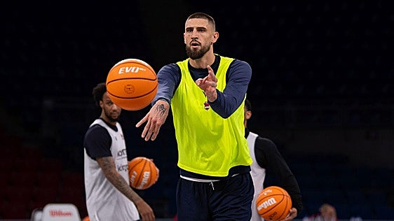El Baskonia pone fin al suspense y corta a Alex Len diez días después de ficharlo