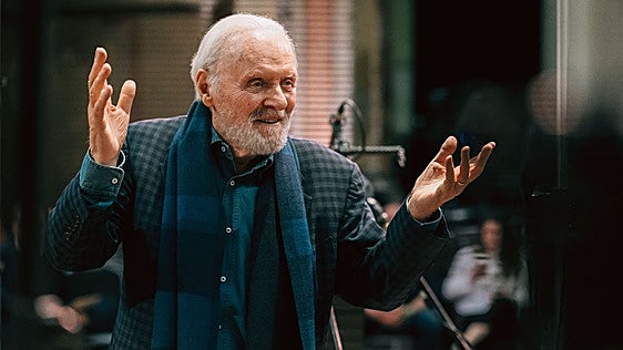 Anthony Hopkins publicará a los 88 años su primer disco como compositor con Gustavo Dudamel