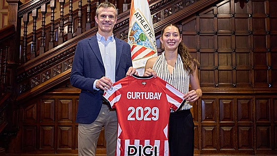 Elene Gurtubay renueva con el Athletic hasta 2029