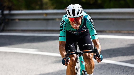 «Quiero seguir siendo ciclista, pero está muy complicado»