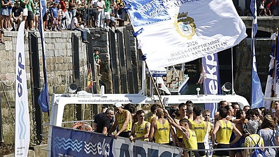 Orio vuela en San Sebastián y se lleva la Bandera de La Concha