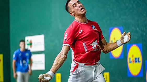Zabala y Rezusta tiran de orgullo y se despiden del torneo de San Mateo con una victoria