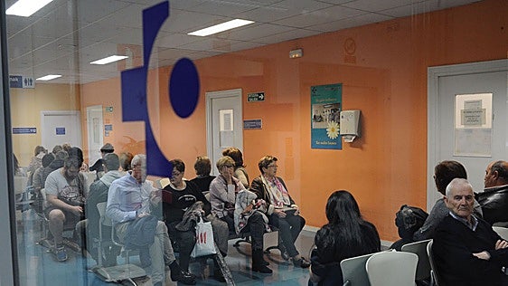 La tasa récord de absentismo laboral eleva a 4.035 millones el coste de las horas perdidas en Euskadi