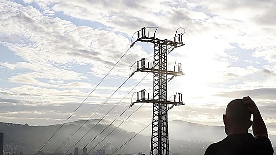 Euskadi logra otros 1.000 MW más y ampliará finalmente su red eléctrica un 50% hasta 2030