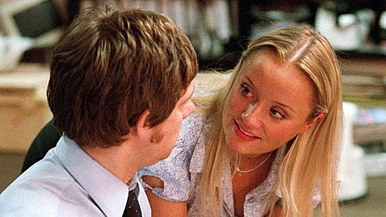 Lucy Davis, actriz de 'The Office', anuncia que padece cáncer con metástasis
