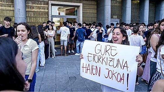 Euskara eta USaP: legeak bakarrik ez ditu konponduko aurrean ditugun erronkak