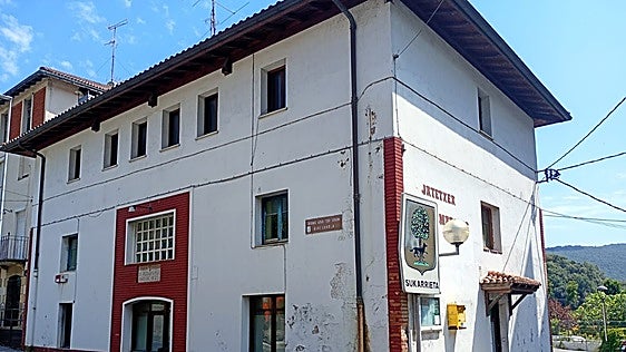 El Ayuntamiento de Sukarrieta y el PNV chocan por la inversión económica para abrir un hotel