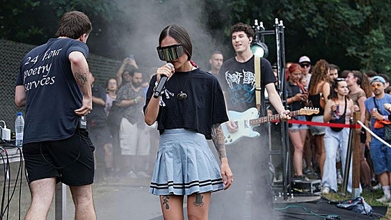 La ladera sigue sorprendiendo en el Bilbao BBK Live: la actuación inesperada de 1111, Hofe, Kiliki y Sara Zozaya
