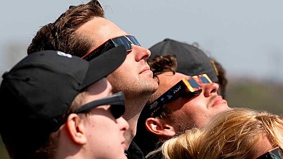 Ekoetxea Urdaibai agota en menos de 24 horas las gafas homologadas para el eclipse solar