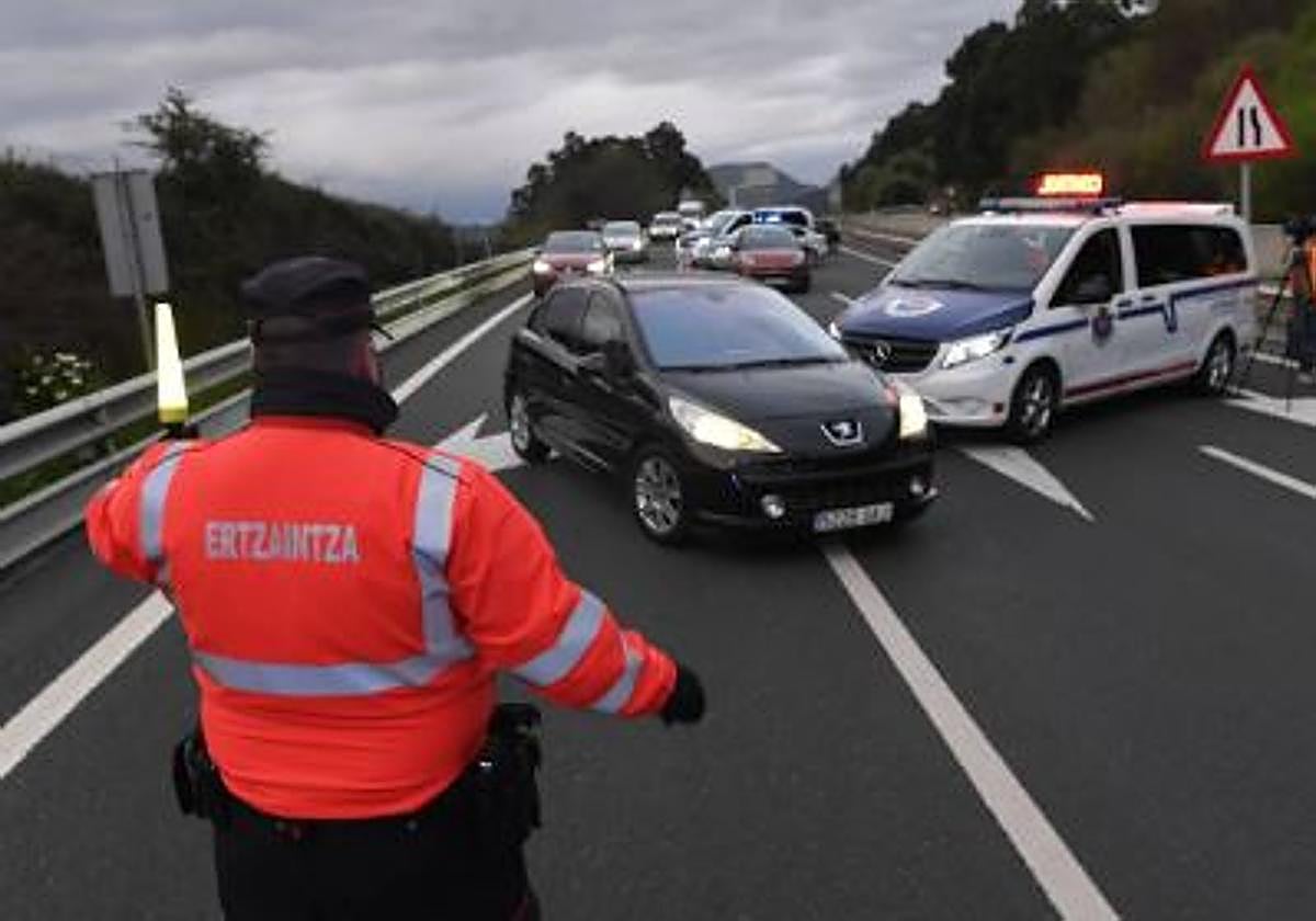 Varios accidentes complican la circulación este miércoles en Bizkaia