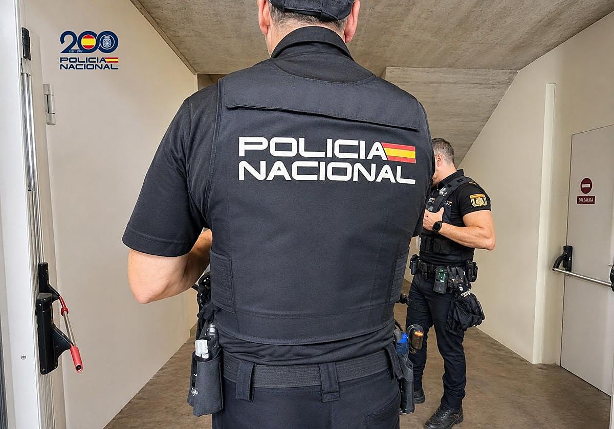 La Policía Nacional arresta en Bilbao a una mujer sobre la que pesaban 26 órdenes judiciales de detención