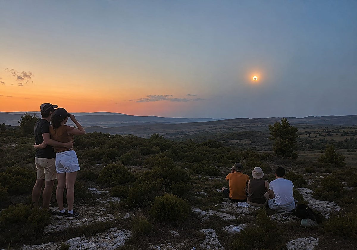 Imagen espectacular con un cielo limpio en el Puerto de Orduña