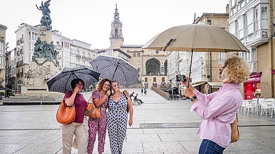 Aviso amarillo por fuertes tormentas y granizadas este jueves en Álava