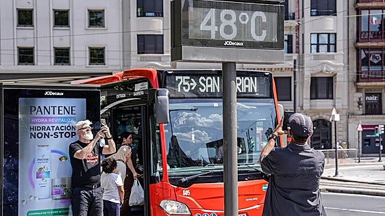 Euskadi registra en tres meses 357 muertes por calor extremo