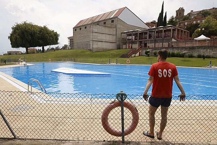 Una avería en el sondeo de Leza obliga a cerrar las piscinas de Rioja Alavesa