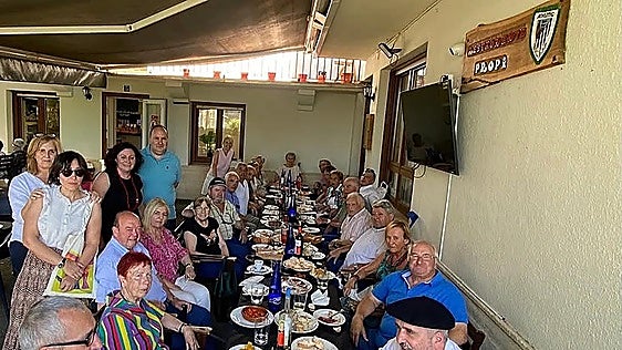 Música, gastronomía y juegos en las fiestas del barrio Ogenbarrena de Amorebieta