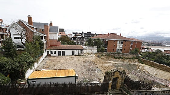 Bildu acusa al Consistorio de Getxo de colaborar en la defensa del 'caso palacete'