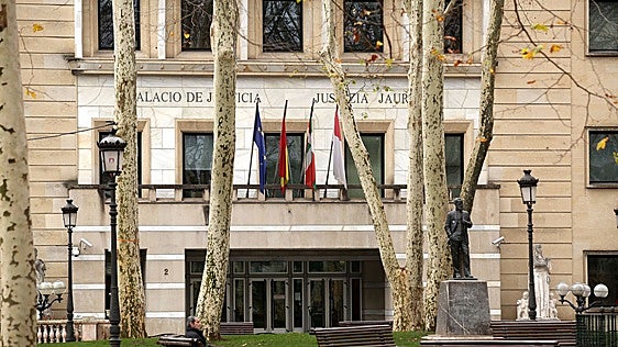 Condenados por drogar con 'cocaína rosa' y violar a una mujer en Bilbao
