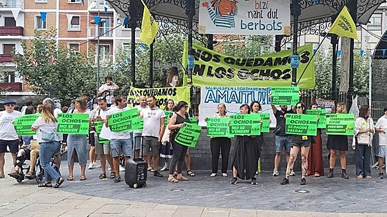Vecinos de Erandio se movilizarán para evitar el desalojo de sus viviendas