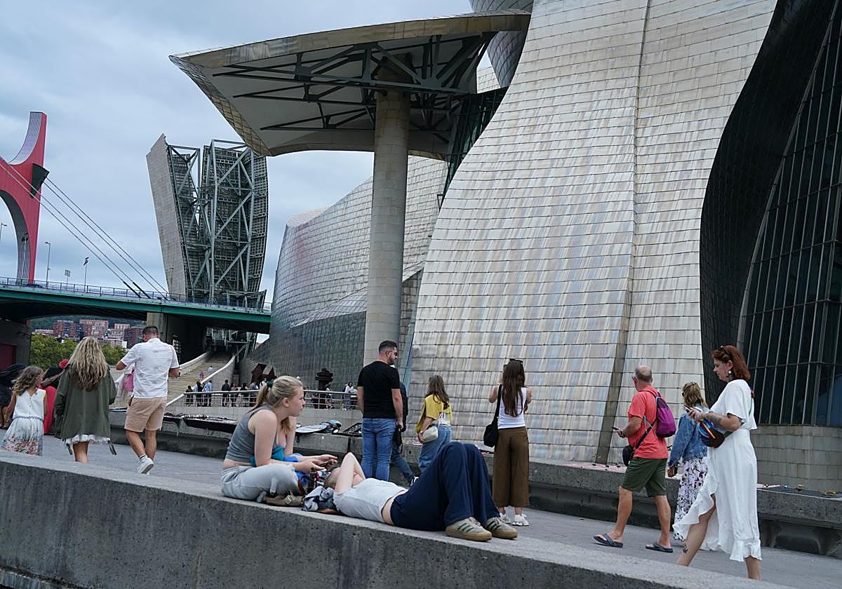 El otoño llega a Bizkaia con máximas de hasta 35 grados para este jueves
