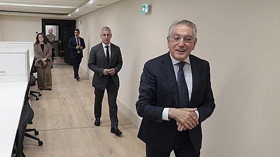Fundación Caja Burgos nombra a Ginés Clemente presidente de honor