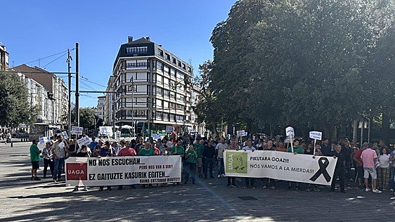 El campo alavés amenaza con sacrificar cabezas de ganado por falta de liquidez económica