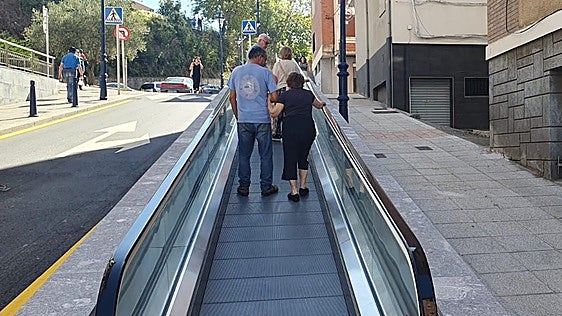 Portugalete pone en marcha las nuevas rampas mecánicas de Vallecilla