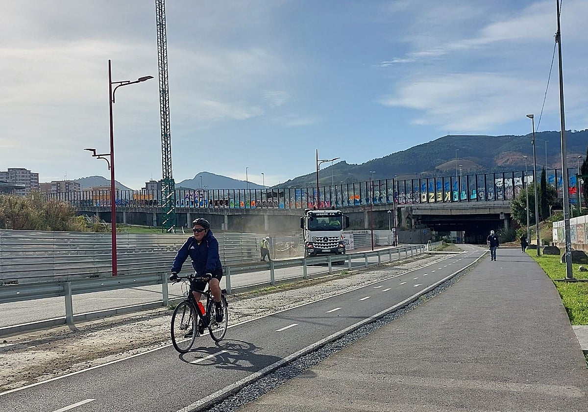 Ninguna empresa pugna por la carretera interfábricas de Barakaldo