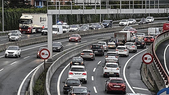 El gesto al volante que no podrás hacer a partir del 1 de octubre
