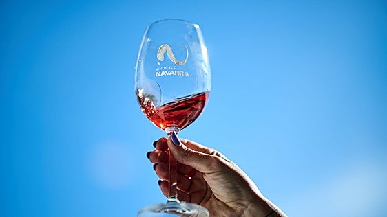 Catas profesionales y tardeo con música para brindar con vinos de Navarra