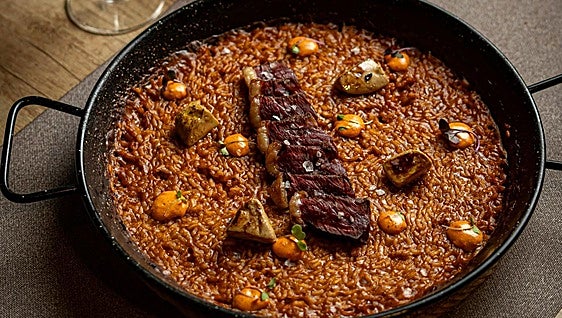 Desayunos, menú del día y arroces en el centro de Vitoria