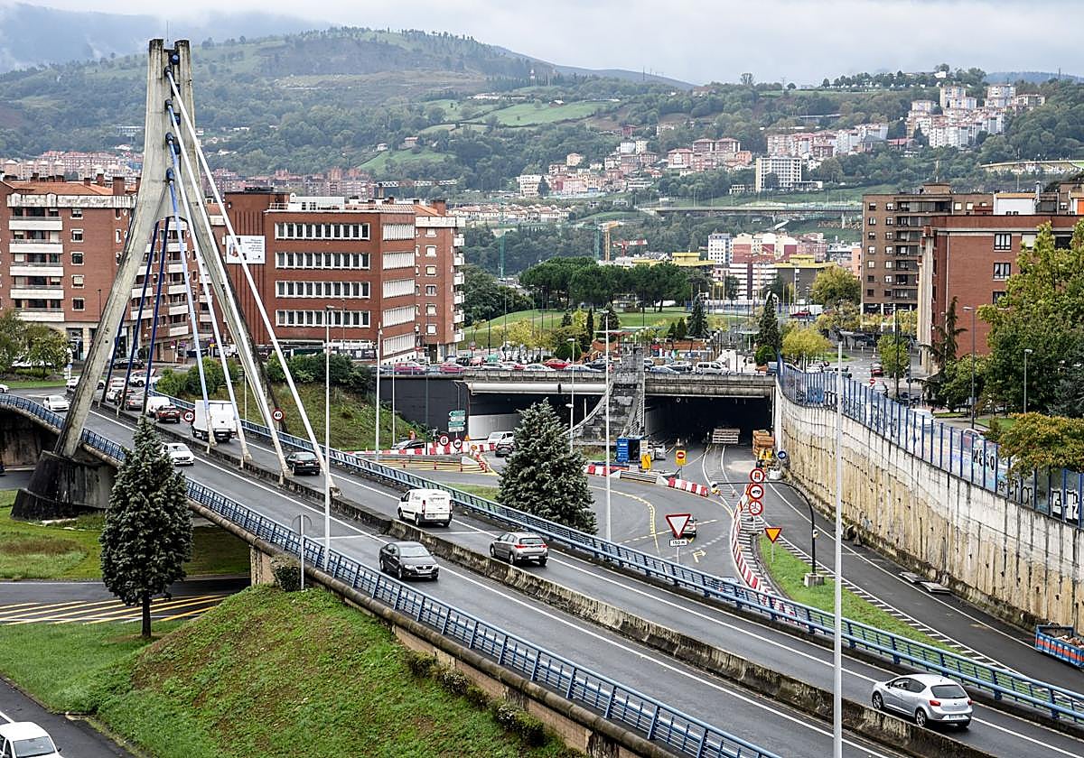 ¿Se colapsará Bilbao? Más obras en la conexión con Enekuri se solaparán con el cierre del túnel de Artxanda