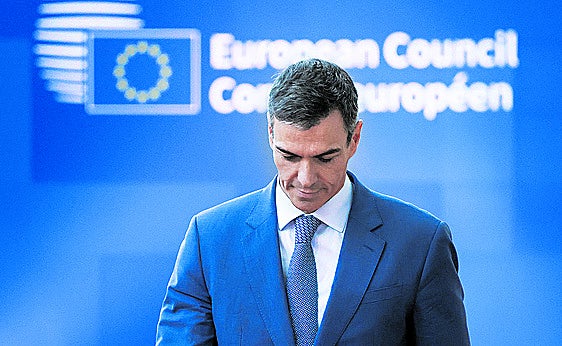 Sánchez pierde su brillo en Bruselas