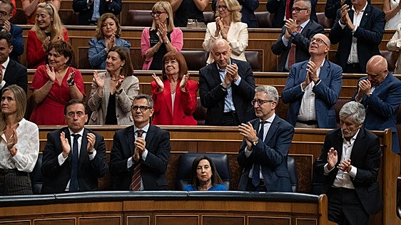 Margarita Robles no aplaude el anuncio de Sánchez sobre los informes de Ceuta y Rufián le advierte: «Tiene usted un problemón»