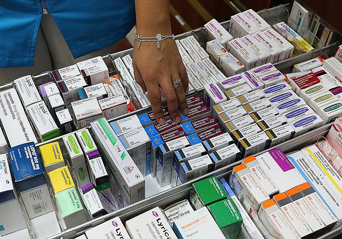 Suspenden a una farmacéutica vizcaína que dispensó 1.334 envases de Qutenza a una misma paciente valorados en 356.000 euros
