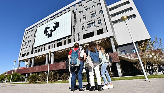 Ingeniería Química y Ciencias, las áreas que ubican a la EHU en la élite universitaria mundial