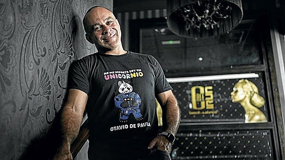 El primer ertzaina trans deja el Cuerpo al lograr la incapacidad permanente