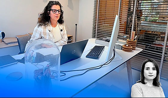 El despacho de... Raquel Lázaro: «Una máquina para limpiar los zapatos, un limonero y el examen del aitite Timo... de tres metros de largo»
