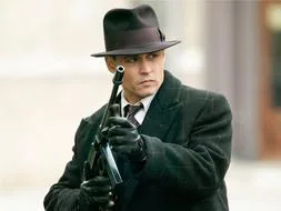 Jonny Depp interpreta al famoso gángster John Dilinyer en 'Enemigos Públicos'
