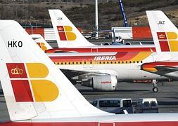 Aviones de Iberia en Barajas. / Foto: Dominique Faget (Afp) | Vídeo: Atlas