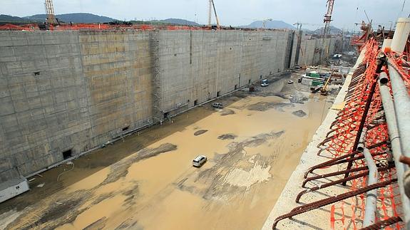 Vista de las obras de ampliación del Canal de Panamá 