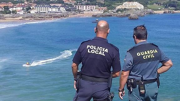 El suceso se ha producido esta madrugada en la playa de Joyel (Noja). 