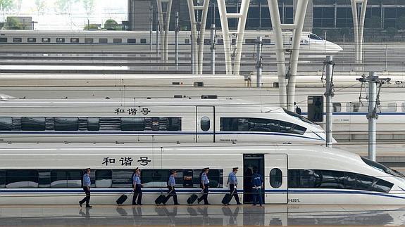 Trenes de alta velocidad de la empresa china CRCC.
