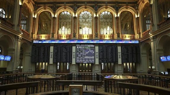 Interior de la Bolsa de Madrid. 