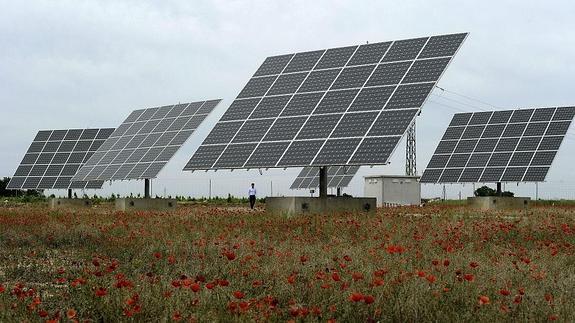 Campo de paneles solares en Mahora, Albacete. 