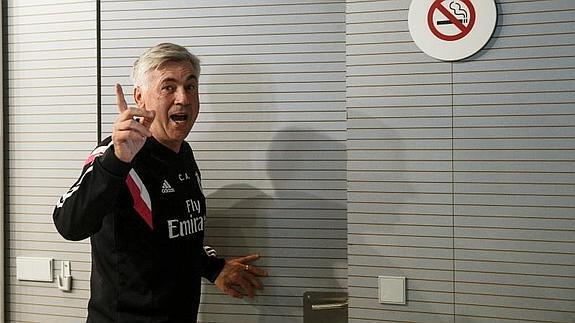 Carlo Ancelotti abandona la sala de prensa. 