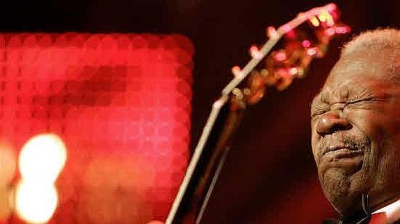 El legendario B.B. King, durante un concierto.