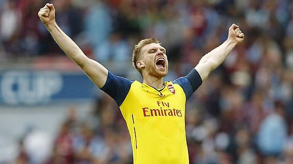 Per Mertesacker. 