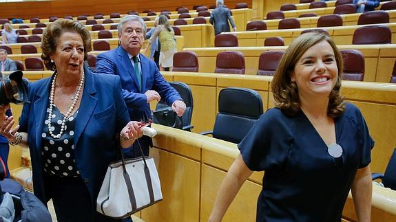 Soraya Sáenz de Santamaría, a su llegada hoy al pleno del Senado. 