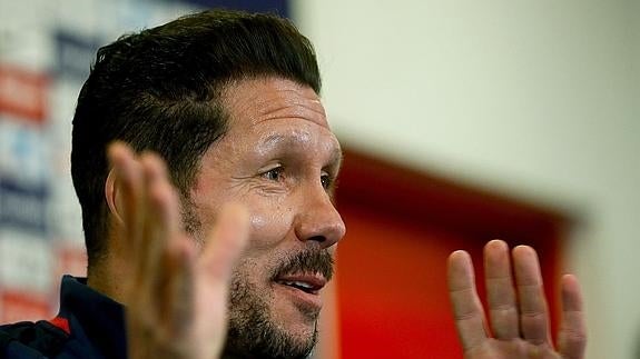 Simeone durante la rueda de prensa. 